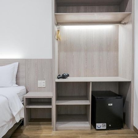 Reddoorz Plus @ Jalan Juanda Medan Kültér fotó